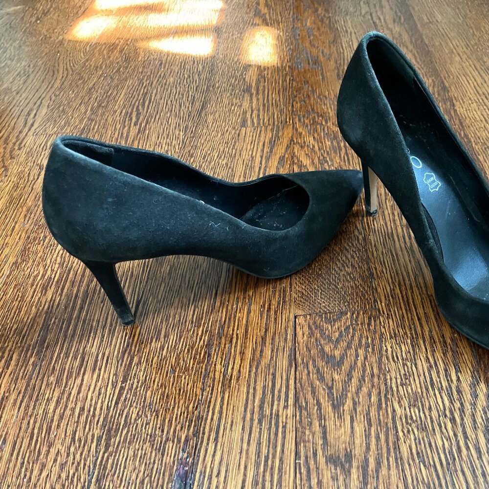 Aldo, black suede pumps, stiletto heel, Size 7.5 - Picture 8 of 10